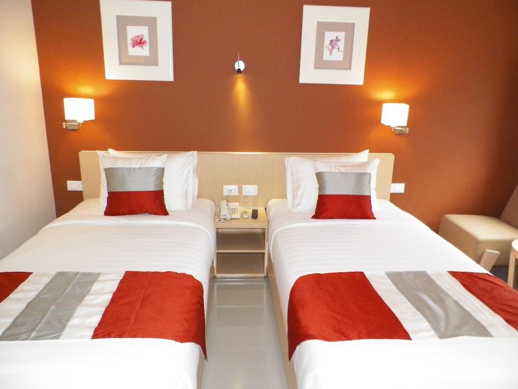 Hotel Tibera Taman Cibeunying Bandung Oda fotoğraf