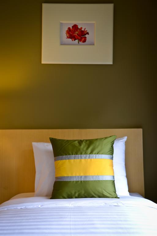Hotel Tibera Taman Cibeunying Bandung Oda fotoğraf