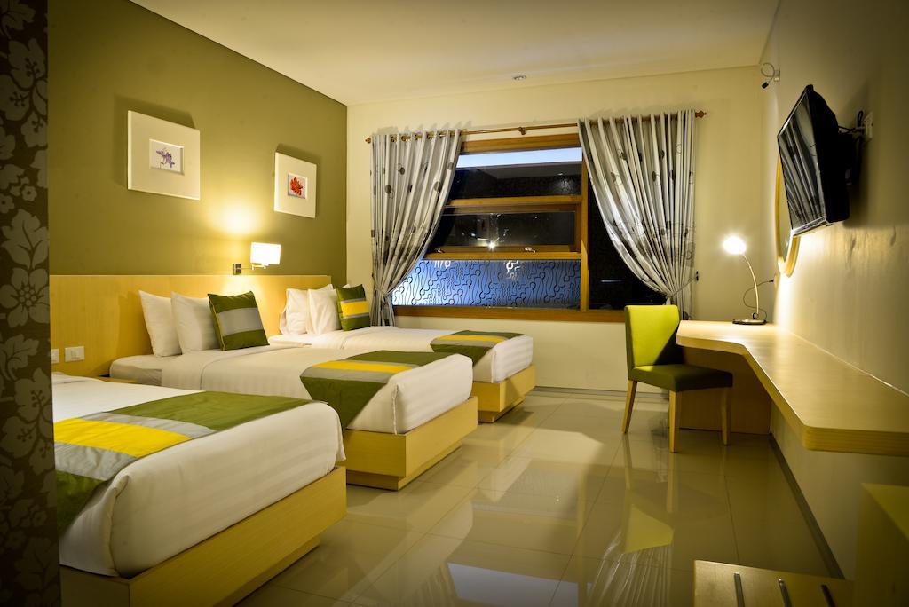 Hotel Tibera Taman Cibeunying Bandung Oda fotoğraf