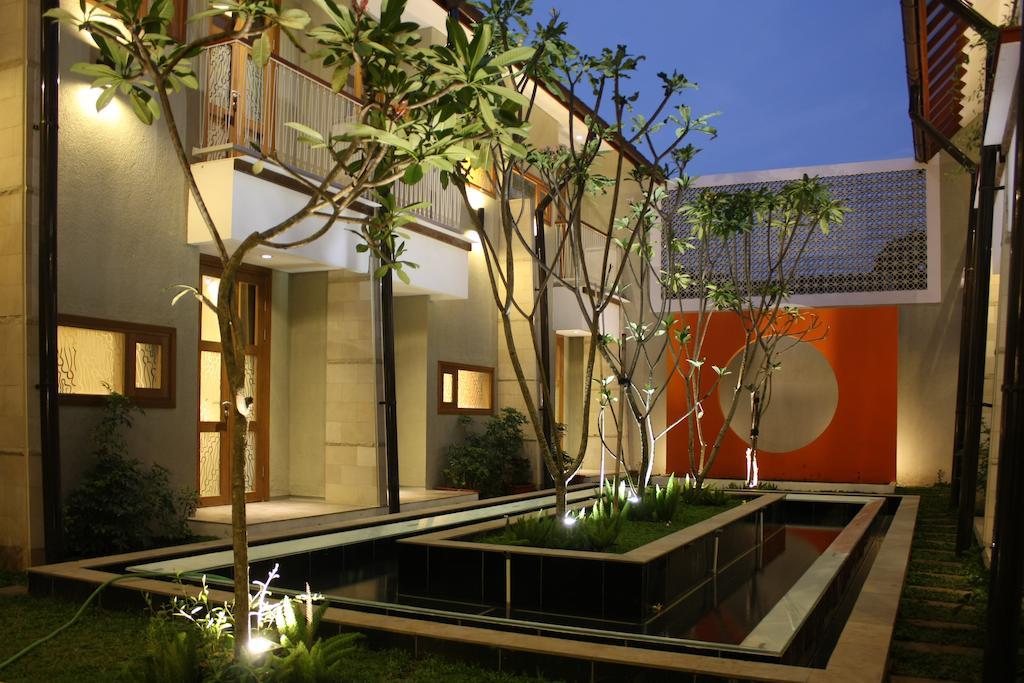 Hotel Tibera Taman Cibeunying Bandung Dış mekan fotoğraf