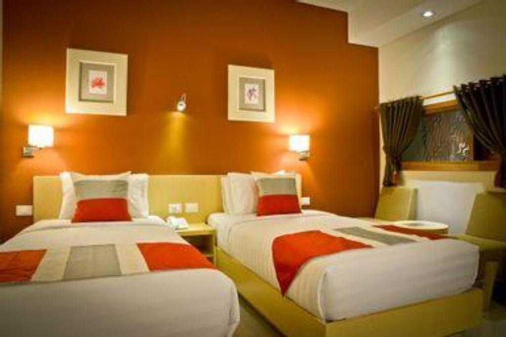 Hotel Tibera Taman Cibeunying Bandung Dış mekan fotoğraf