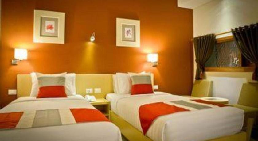 Hotel Tibera Taman Cibeunying Bandung Dış mekan fotoğraf