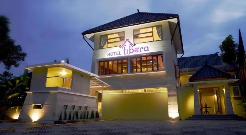 Hotel Tibera Taman Cibeunying Bandung Dış mekan fotoğraf
