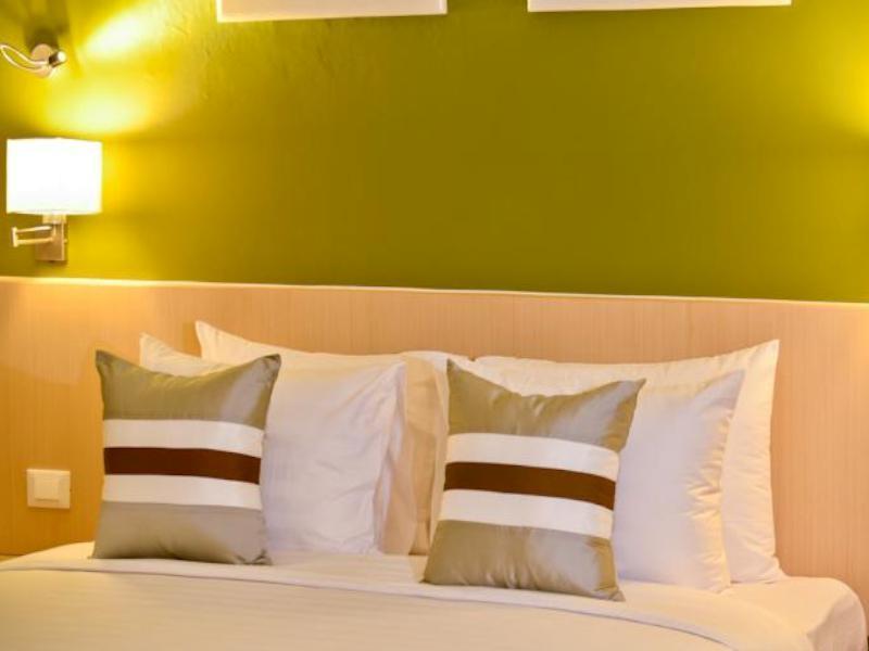 Hotel Tibera Taman Cibeunying Bandung Dış mekan fotoğraf